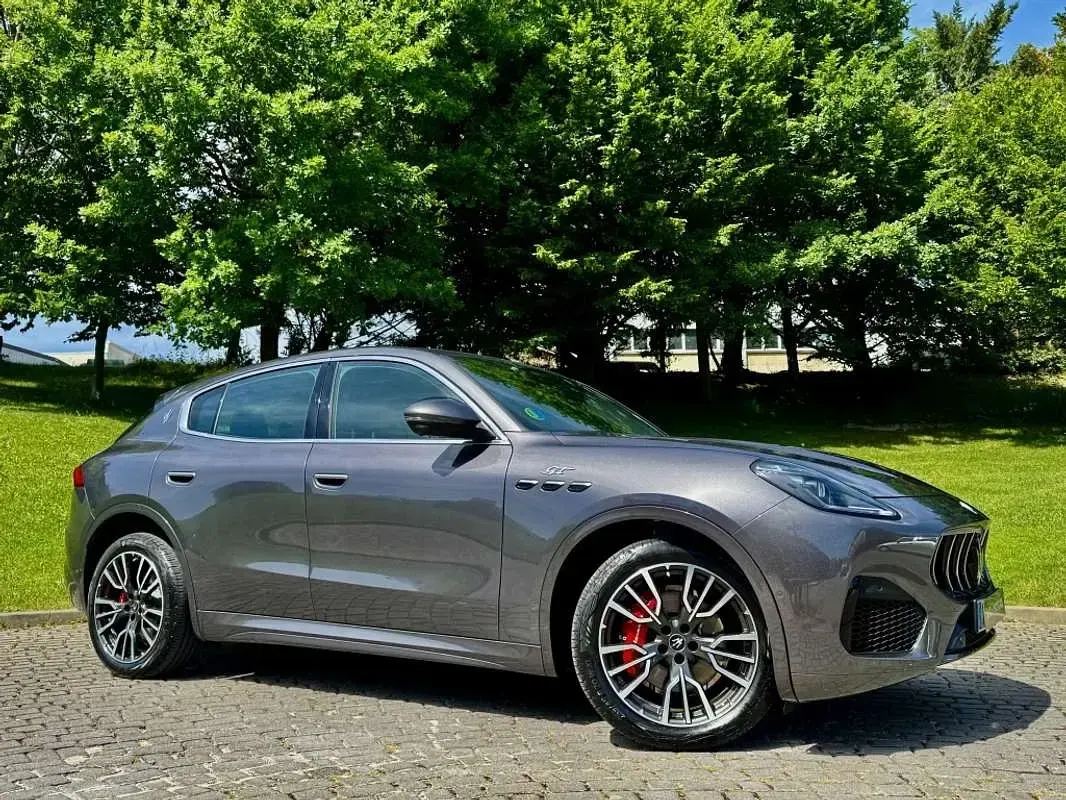 Usado Maserati Grecale GT 300 CV (220 kW) 2025 Gris / plata SUV