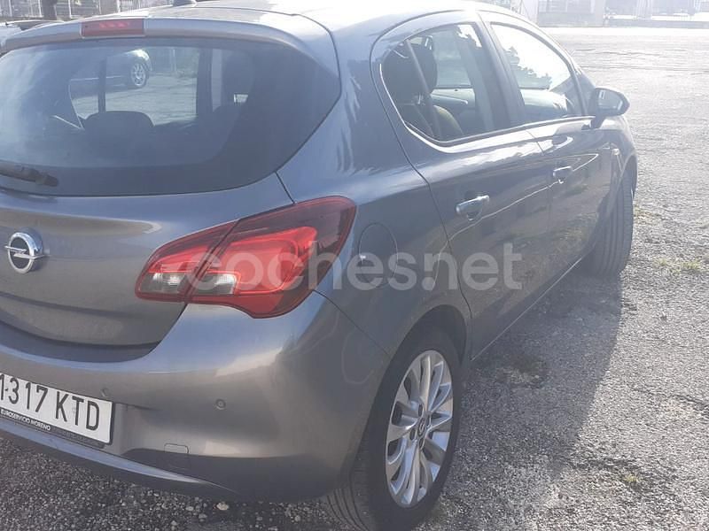 Usado Opel Corsa Selective 90 CV (66 kW) 2019 Gris / plata Berlina