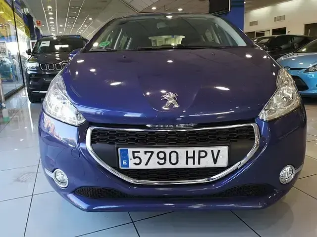 Usado Peugeot 208 Access 68 CV (50 kW) 2013 Azul Utilitario