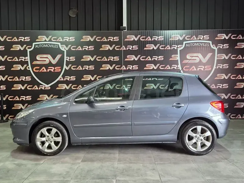 Usado Peugeot 307 110 CV (80 kW) 2007 Gris / plata Berlina
