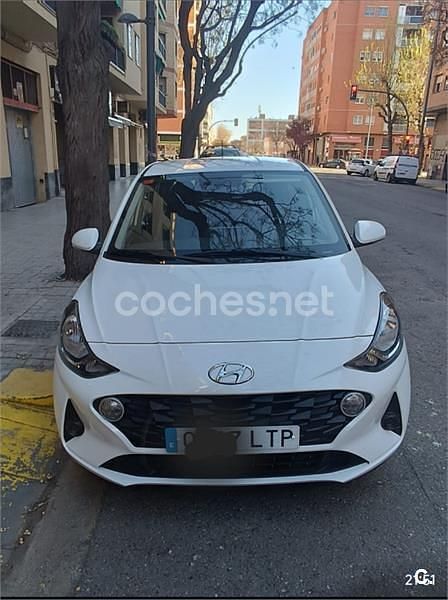 Usado Hyundai i10 67 CV (49 kW) 2021 Blanco Utilitario