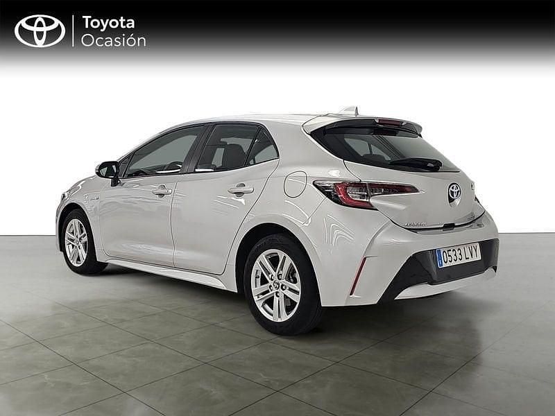 Usado Toyota Corolla Active 122 CV (89 kW) 2022 Plata