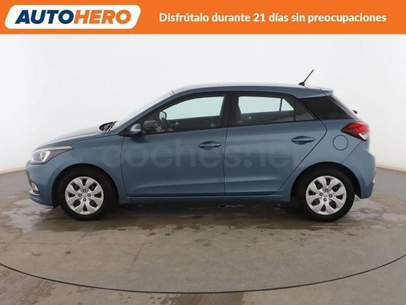 Usado Hyundai i20 100 CV (73 kW) 2016 Azul Berlina