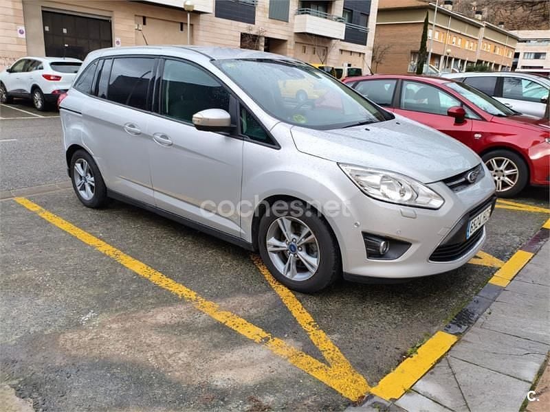 Gris / plata Usado 2014 Ford Grand C-Max Monovolumen | 8900 € (Precio justo) - Imagen 1/4