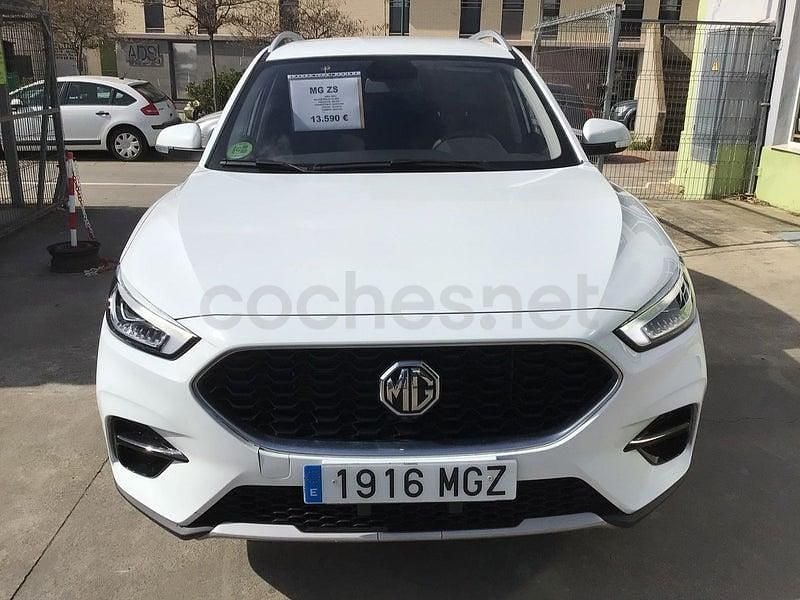 Usado MG ZS Comfort 106 CV (77 kW) 2023 Blanco SUV