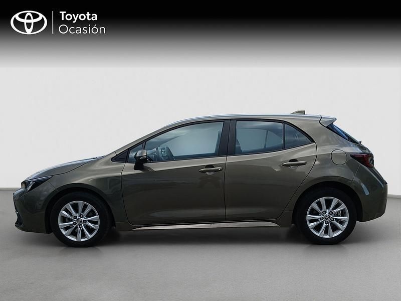 Usado Toyota Corolla Active 140 CV (102 kW) 2024 Amarillo Berlina