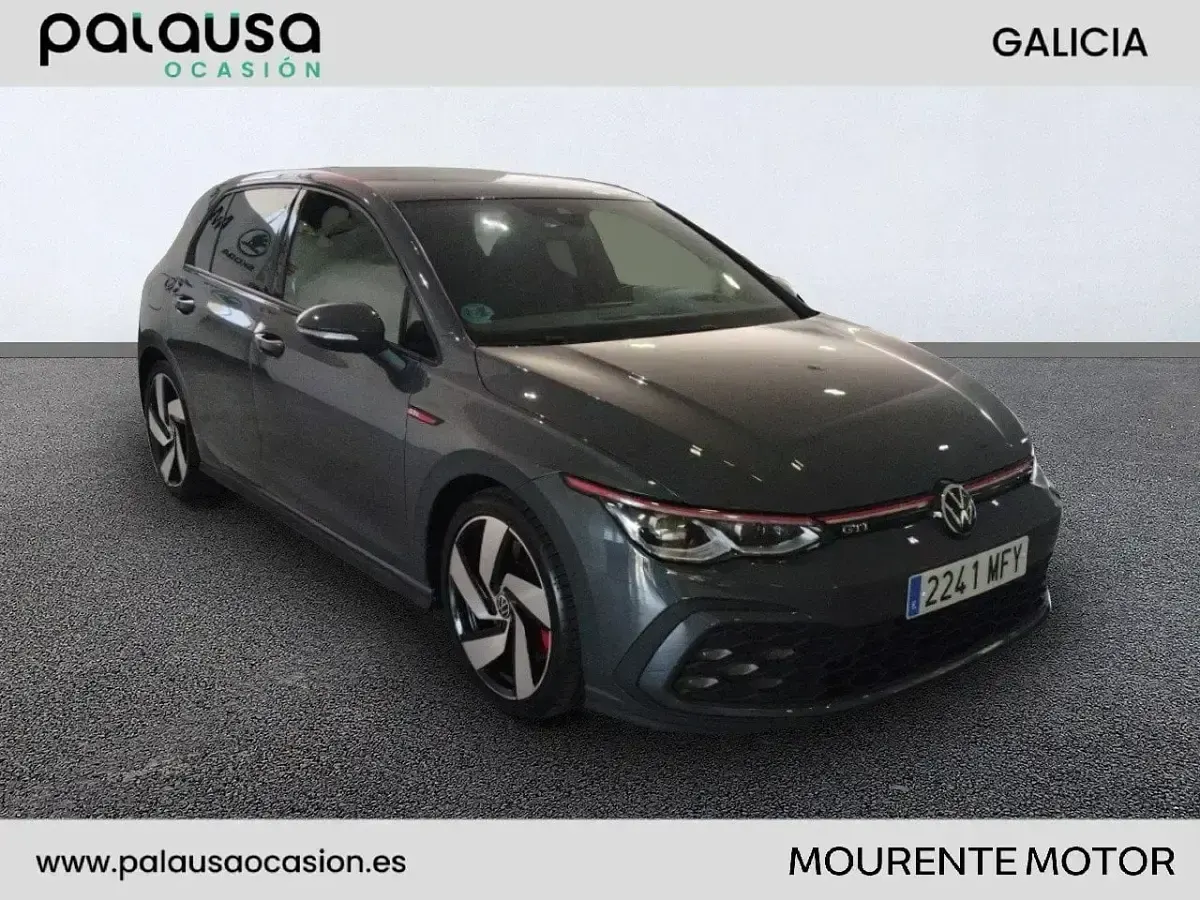 Usado VW Golf VIII GTI 245 CV (180 kW) 2023 Gris / plata Berlina