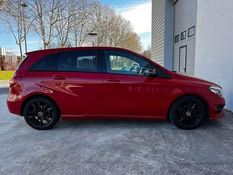 Occasion Mercedes B180 109 PK (80 kW) 2015 Rood MPV