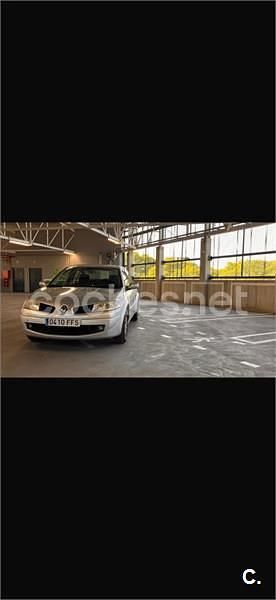 Usado Renault Mégane II Expression 105 CV (77 kW) 2006 Gris / plata Berlina