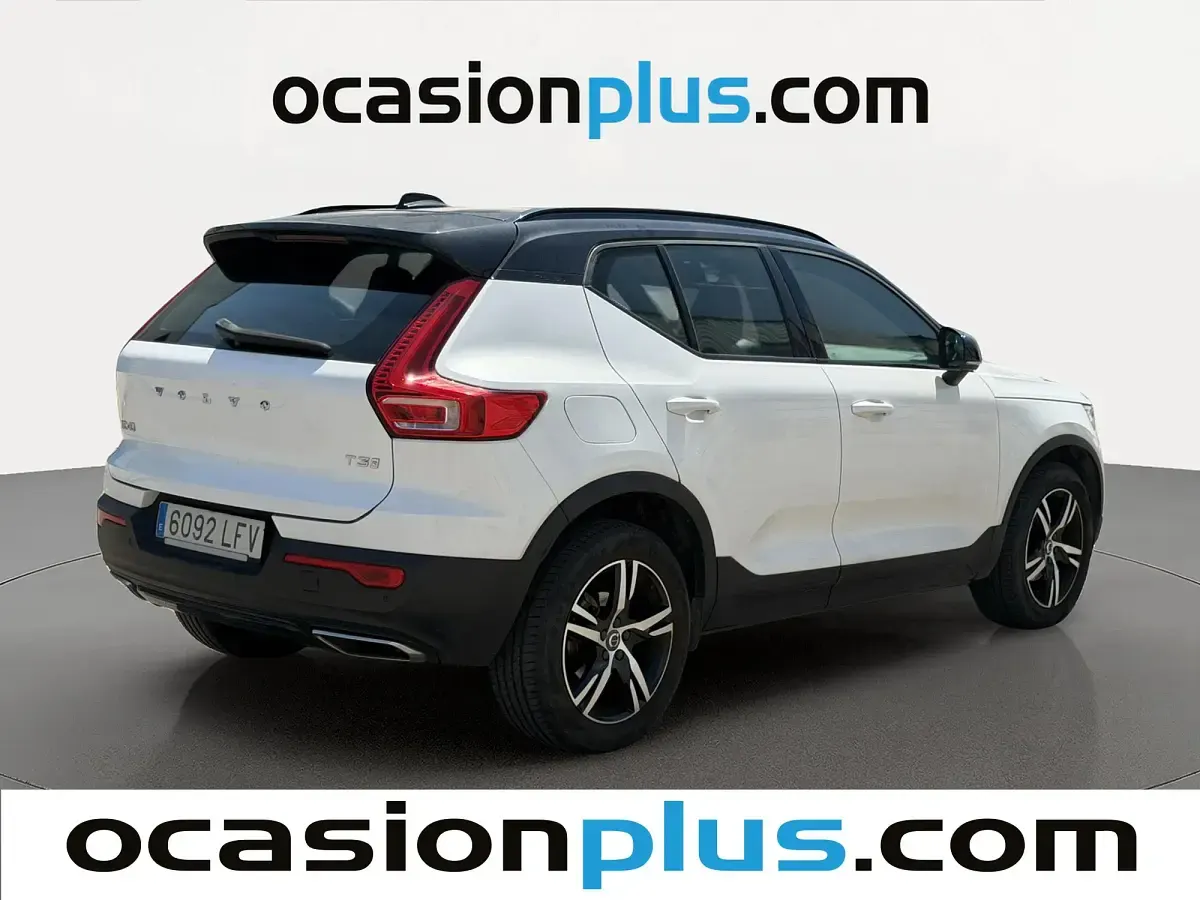 Usado Volvo XC40 R-Design 163 CV (119 kW) 2020 Blanco SUV