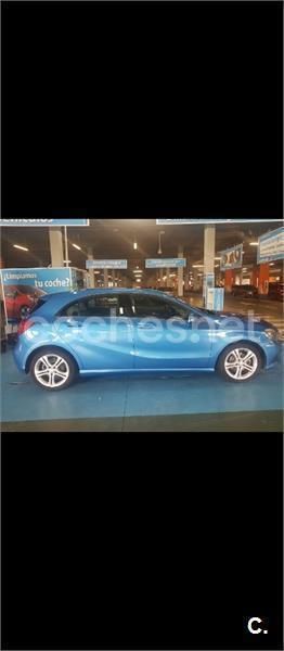 Azul Usado 2012 Mercedes A200 Urban Berlina | 10.400 € (Buen precio) - Imagen 1/4