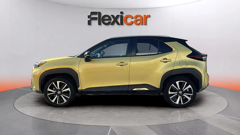 Usado Toyota Yaris Hybrid Edition 116 CV (85 kW) 2022 Amarillo