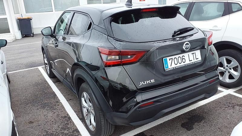 Usado Nissan Juke N-Connecta 114 CV (83 kW) 2021 Negro SUV