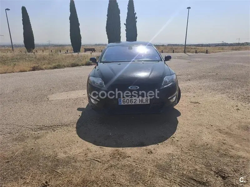 Usado Ford Mondeo Titanium S 163 CV (119 kW) 2012 Negro Berlina