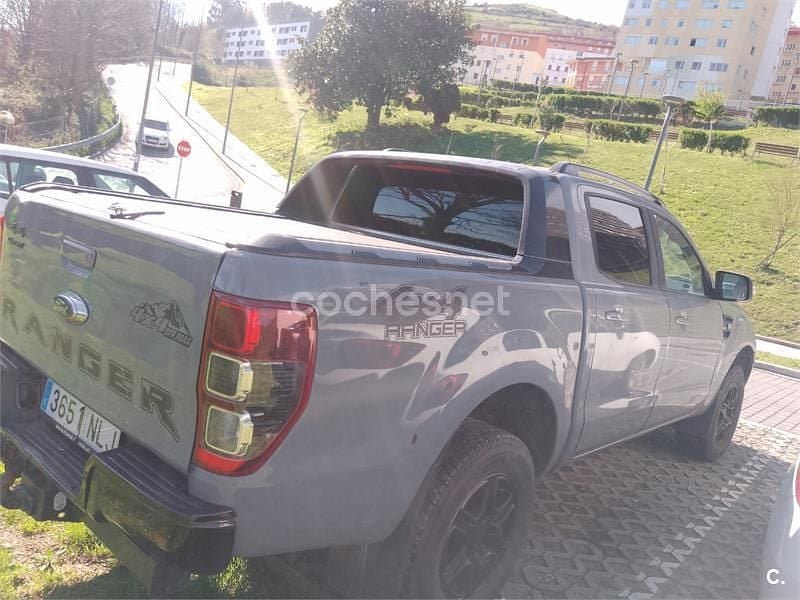 Usado Ford Ranger Wildtrack 200 CV (147 kW) 2015 Gris / plata Pickup/Camioneta
