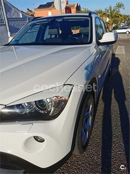 Käytetty BMW X1 143 HP (105 kW) 2011 Valkoinen Katumaasturi