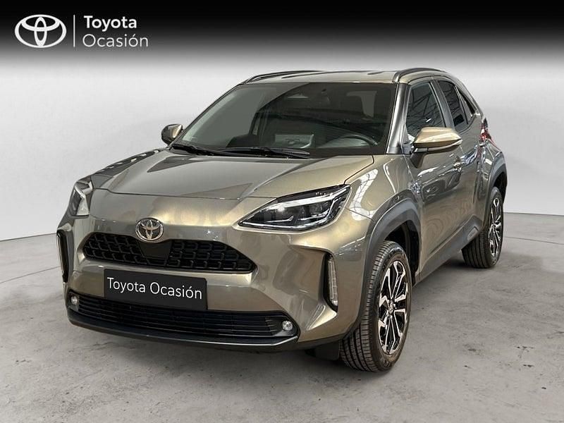Usado Toyota Yaris Cross Active 116 CV (85 kW) 2025 Beige SUV