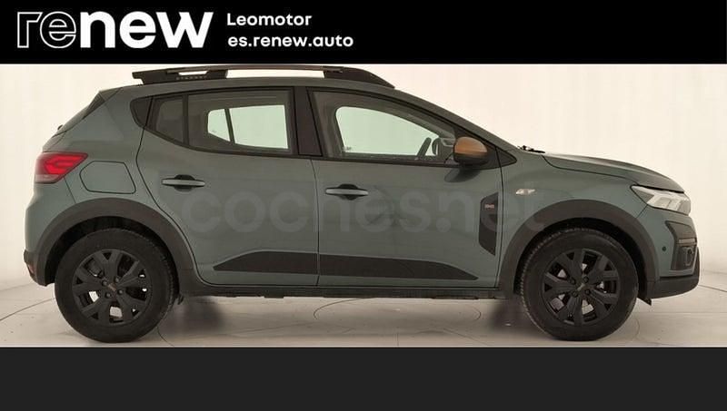 Usado Dacia Sandero Extreme 101 CV (74 kW) 2025 Verde Berlina