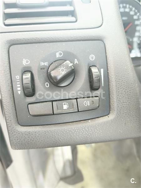 Usado Volvo S40 Summum 115 CV (84 kW) 2012 Negro Berlina