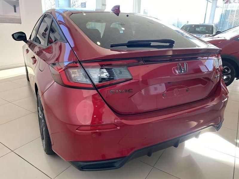 Nuevo Honda Civic Sport 184 CV (135 kW) 2025 Rojo Utilitario