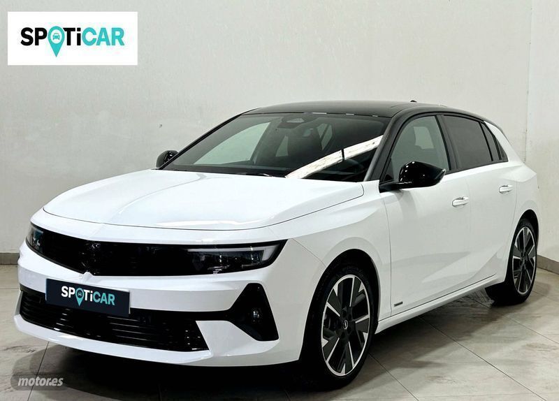 Blanco Usado 2023 Opel Astra Utilitario | 29.990 € (Buen precio) - Imagen 1/4