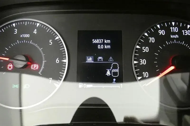 Usado Dacia Jogger Extreme 101 CV (74 kW) 2023 Verde Monovolumen
