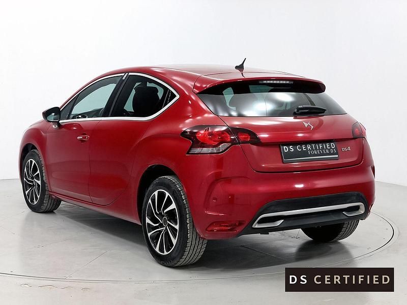 Usado DS Automobiles DS4 Style 130 CV (95 kW) 2018 Rojo Utilitario