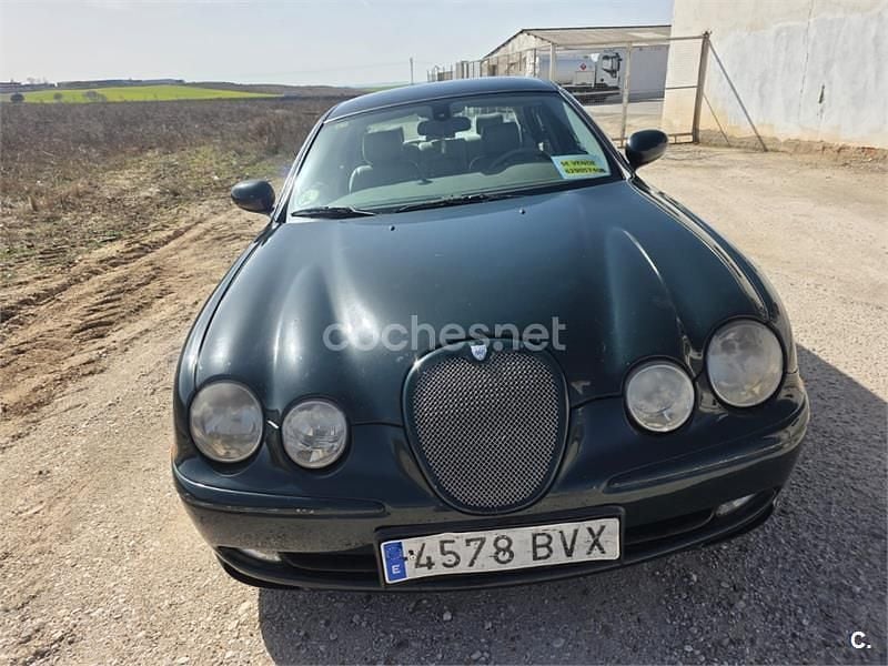 Usado Jaguar S-Type Executive 200 CV (147 kW) 2002 Verde Berlina