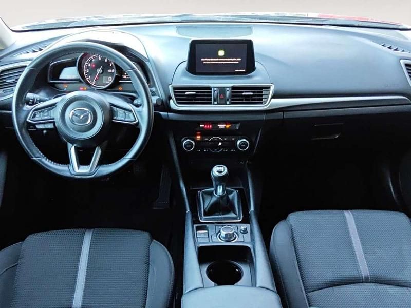 Usado Mazda 3 Style 120 CV (88 kW) 2018 Negro Berlina