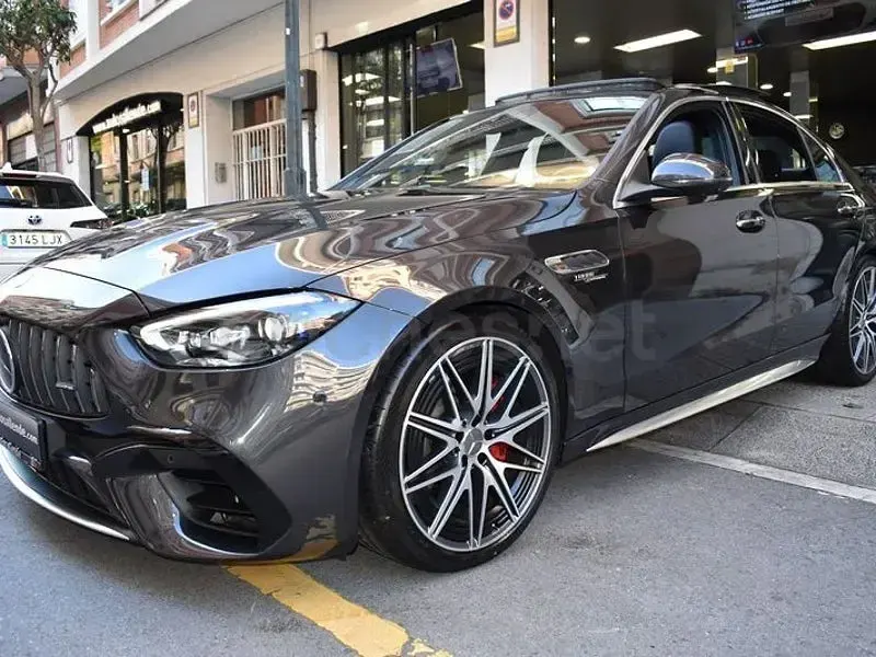 Usado Mercedes C63S AMG 680 CV (500 kW) 2024 Gris / plata Berlina