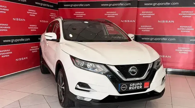 Usado Nissan Qashqai N-Connecta 110 CV (80 kW) 2018 Sapporo white (sólido) SUV