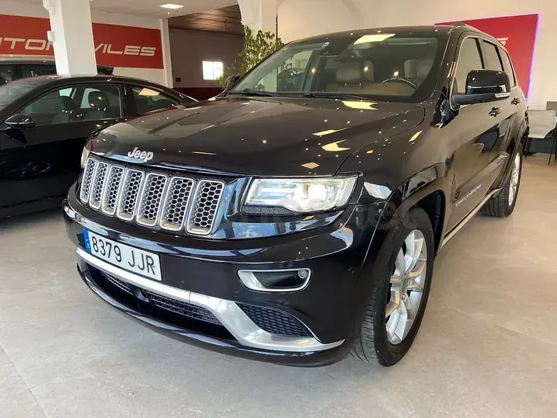 Usado Jeep Grand Cherokee Summit 250 CV (183 kW) 2015 Negro SUV