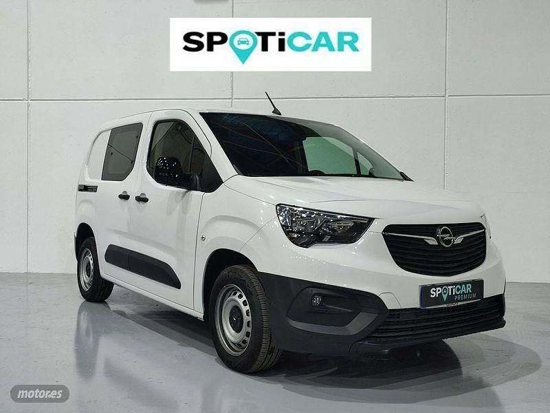 Usado Opel Combo S 102 CV (75 kW) 2023 Blanco Monovolumen