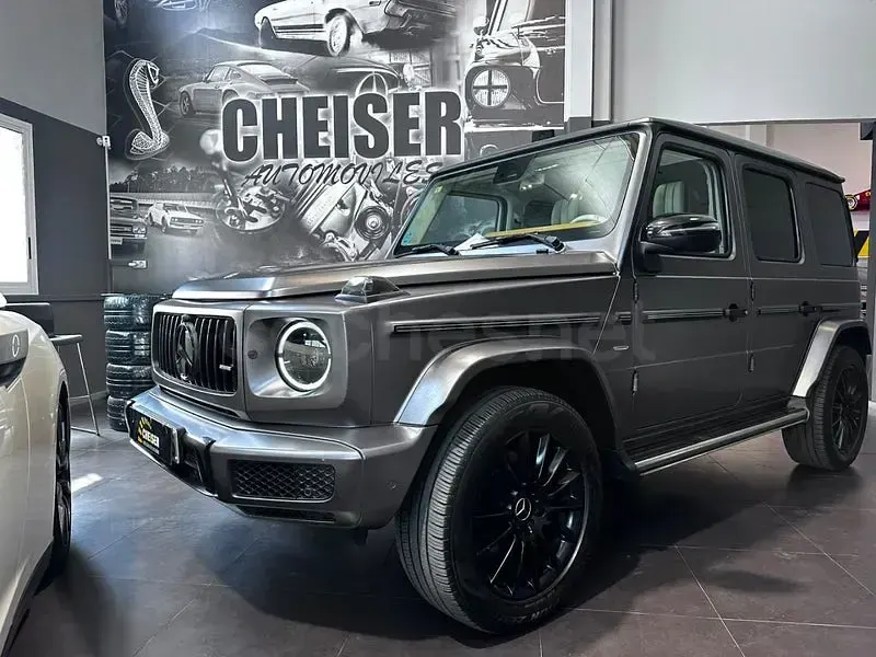 Usado Mercedes G400 330 CV (242 kW) 2020 Gris / plata SUV