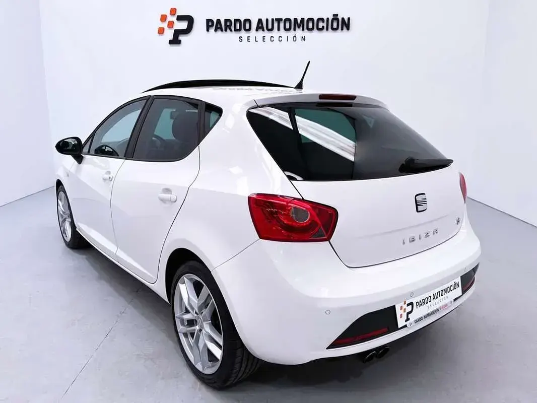 Usado Seat Ibiza FR 131 CV (96 kW) 2010 Blanco Utilitario