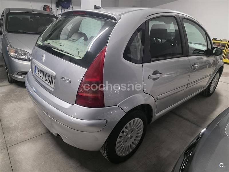 Usado Citroën C3 Furio 75 CV (55 kW) 2004 Gris / plata Berlina