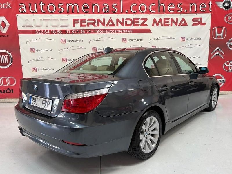 Usado BMW 530 272 CV (200 kW) 2007 Gris / plata Berlina