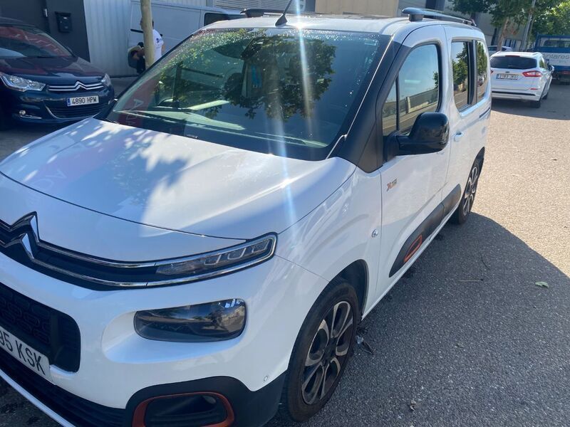 Blanco Usado 2019 Citroën Berlingo Shine Monovolumen | 14.990 € (Precio justo) - Imagen 1/4