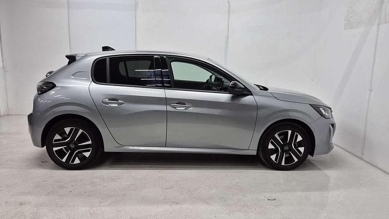 Begagnad Peugeot 208 Allure 102 HK (75 kW) 2025 Grå Halvkombi