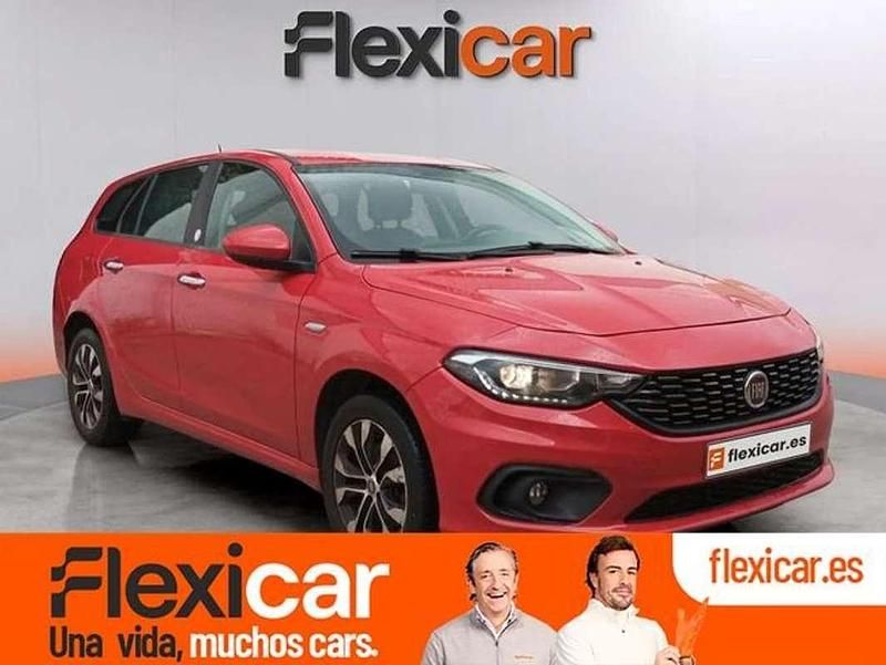 Rojo Usado 2020 Fiat Tipo Business Familiar | 9890 € (Precio justo) - Imagen 1/4