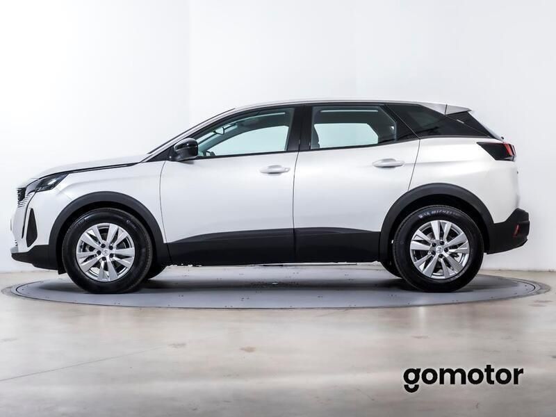 Usado Peugeot 3008 Active 130 CV (95 kW) 2023 Blanco nacarado c3 capase SUV