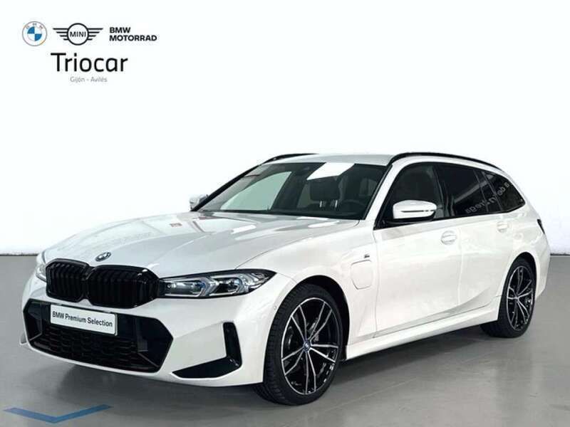 Blanco Usado 2024 BMW 330e Comfort Edition Familiar | 47.900 € (Caro) - Imagen 1/4