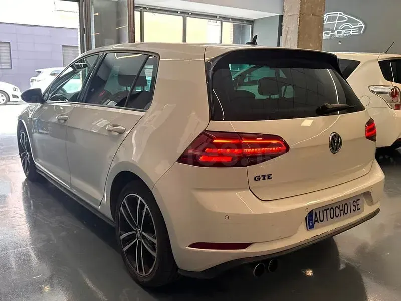 Usado VW Golf VII GTE 204 CV (150 kW) 2018 Blanco Berlina