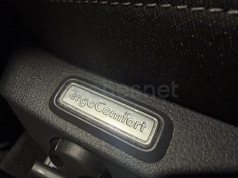 Usado VW Passat Executive 150 CV (110 kW) 2021 Gris / plata Familiar