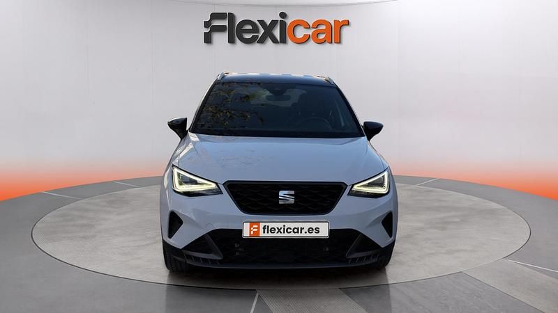 Usado Seat Arona FR 150 CV (110 kW) 2023 Blanco SUV
