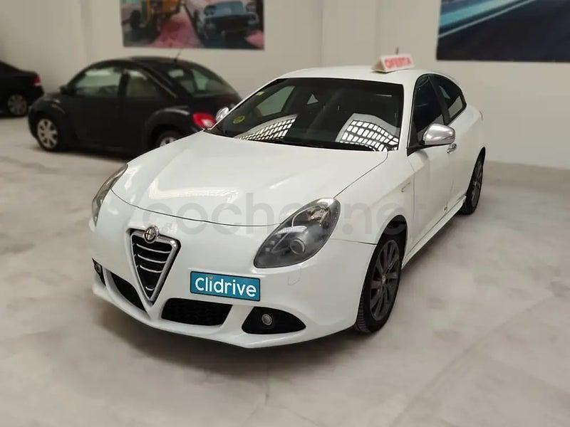 Usado Alfa Romeo Giulietta Distinctive 140 CV (102 kW) 2012 Blanco Utilitario
