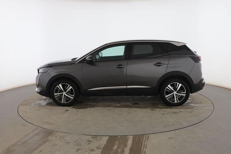 Usado Peugeot 3008 Allure 131 CV (96 kW) 2023 Gris SUV