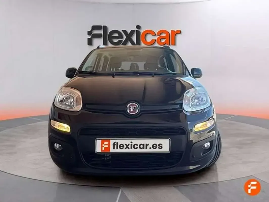 Usado Fiat Panda Easy 69 CV (50 kW) 2018 Negro Utilitario
