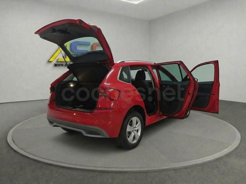 Usado Skoda Kamiq Active 110 CV (80 kW) 2020 Rojo SUV