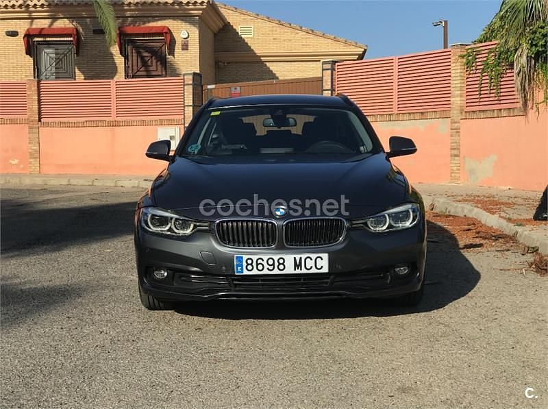 Gris / plata Usado 2018 BMW 320 Efficient Dynamics Familiar | 16.990 € (Buen precio) - Imagen 1/4